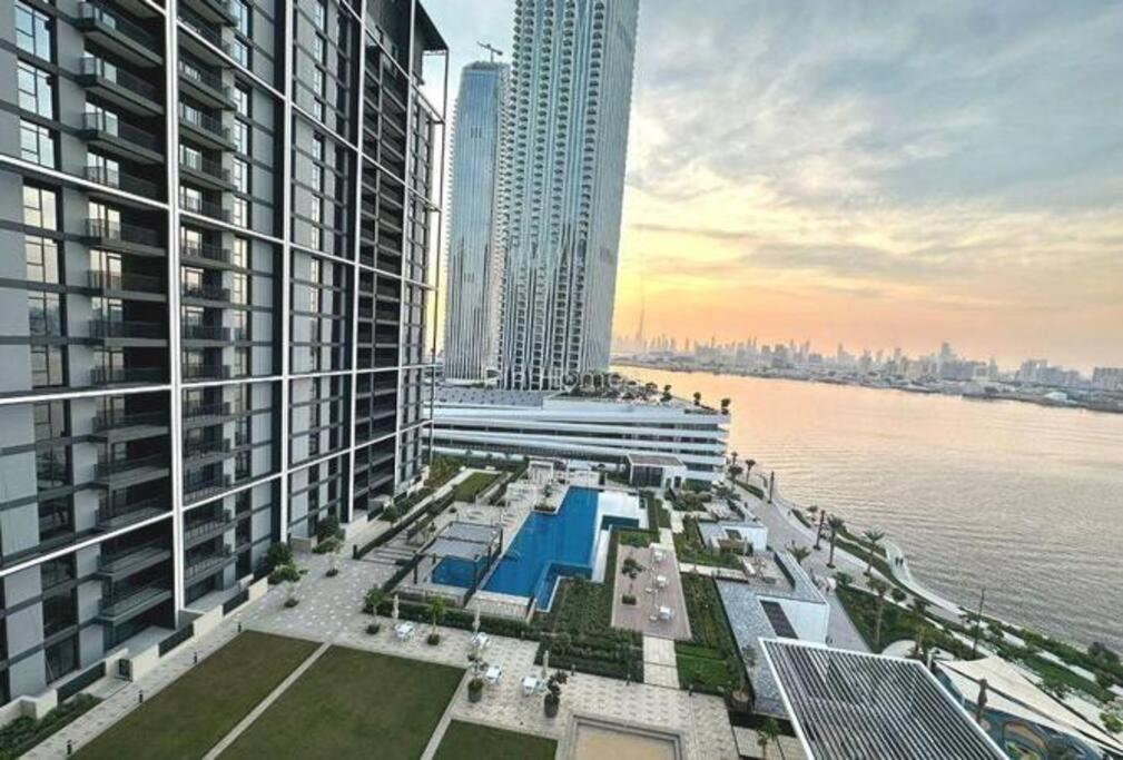 Appartamento Trendy Promenade Living Dubai Creek Harbour Esterno foto